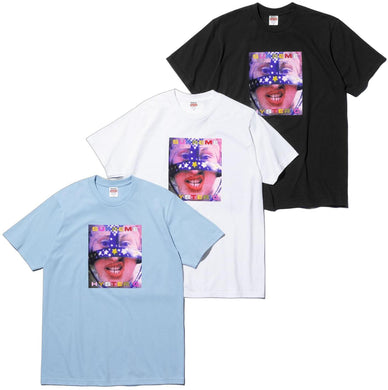 PREORDER SUPREME®/HYSTERIC GLAMOUR HEADCASE TEE.